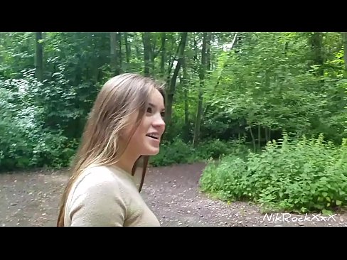 ❤️ Navrhl jsem Evelíně, abychom si to rozdali na veřejném místě! Řekla ano. Pak jsem ji ošukal do zadku a udělal se jí do pusy. Pak se vyčůrala. ❌ Šukání u nás ❌️